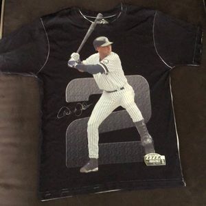 Derek Jeter Graphite Series Lic Jersey size YM